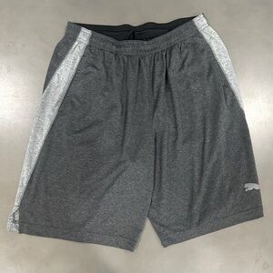 Puma Lightweight Gray Athletic Shorts Men’s Size Large